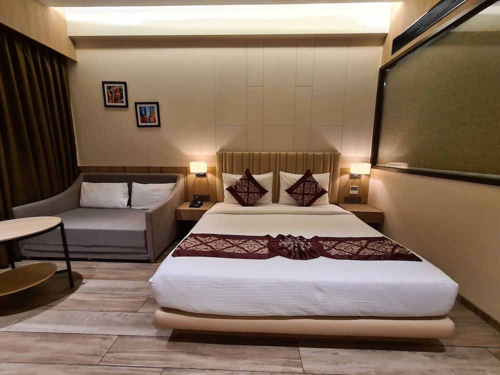 Nrich Skyotel Executive Room 5