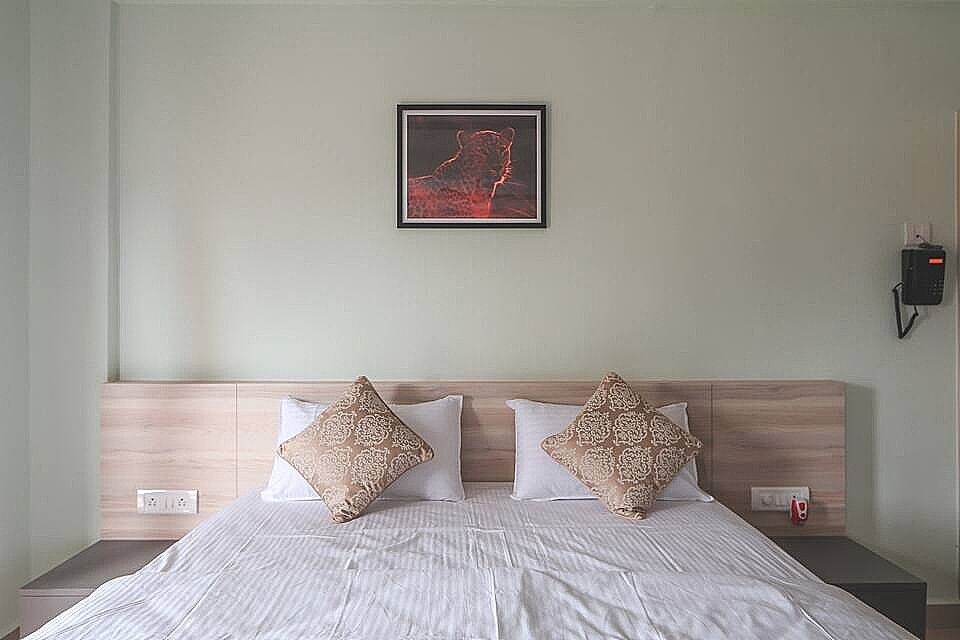 Amber Rooms Premium Room Without Balcony 30