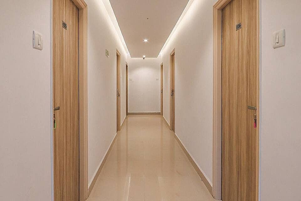 Amber Rooms Premium Room Without Balcony 13