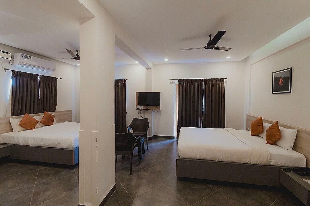 Amber Rooms Premium Room Without Balcony 31