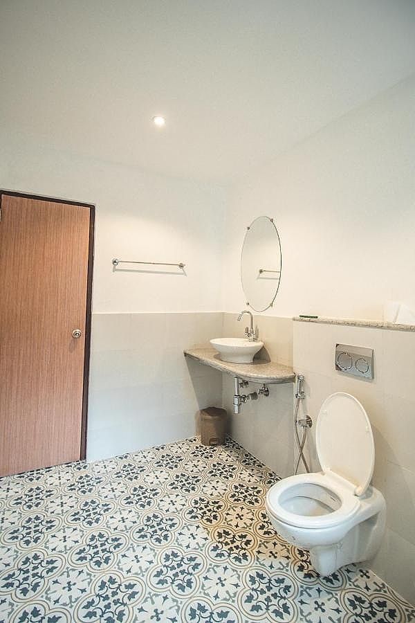 Amber Rooms Premium Room with Balcony 10