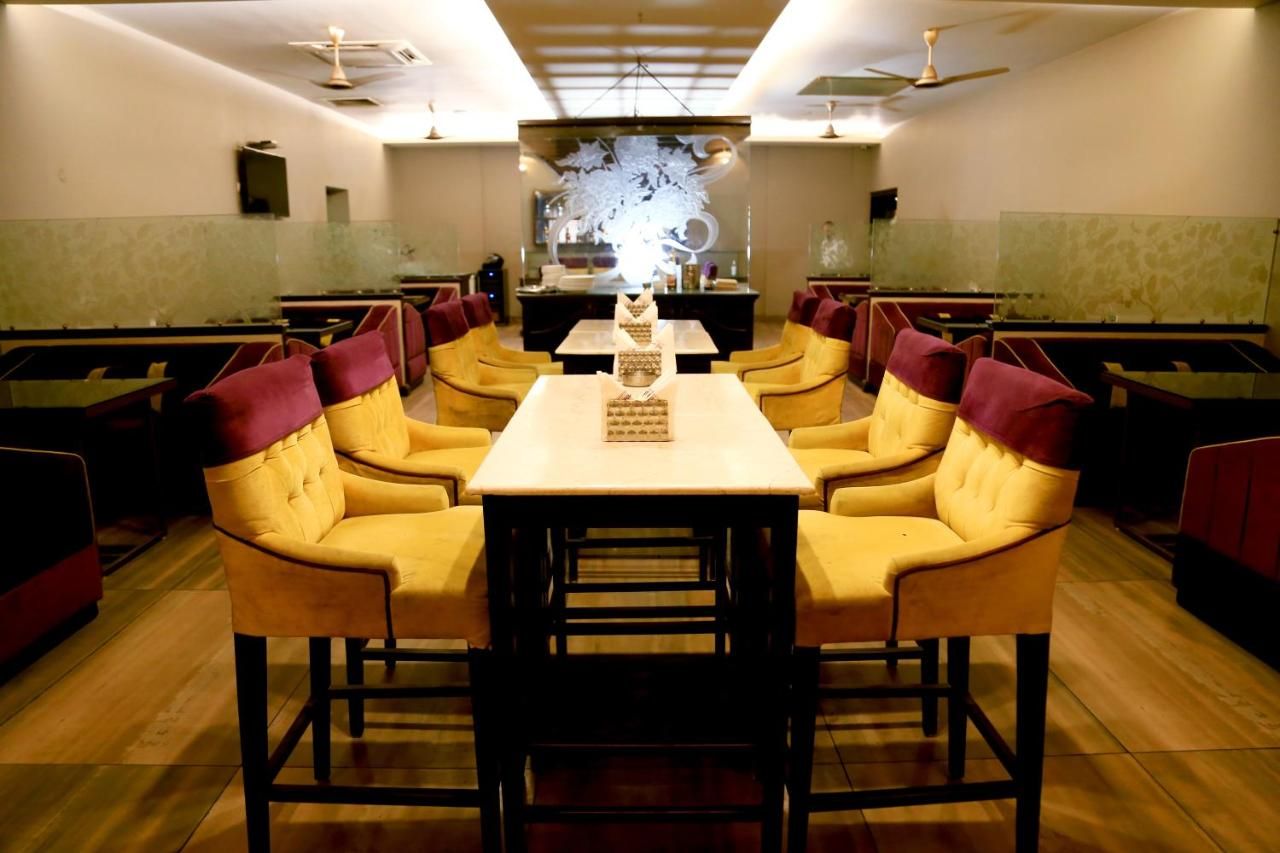 undefined Hotel Raj Mahal 4