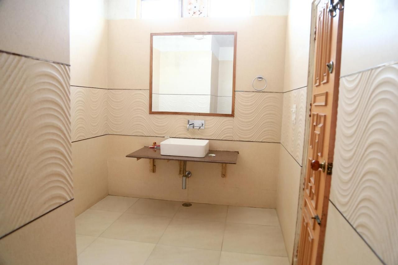 Hotel Raj Mahal AC Super Deluxe ROOM 5