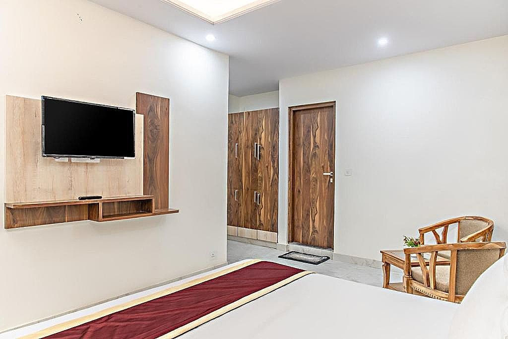 Double Room with Mountain View