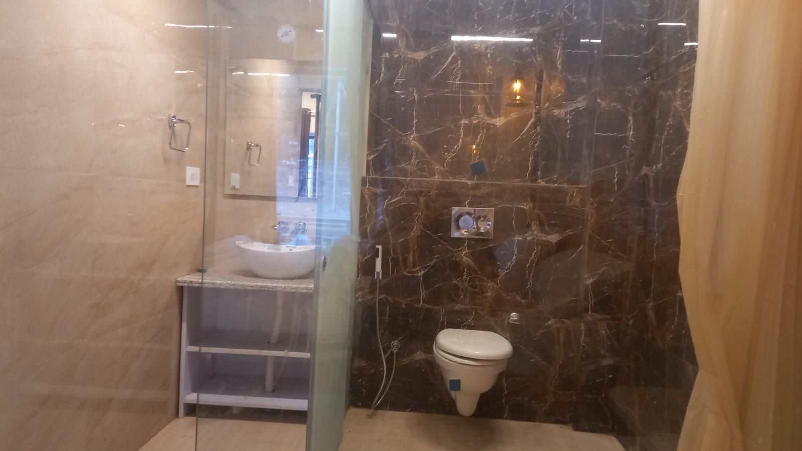 Four Farms Resort Deluxe Room 9