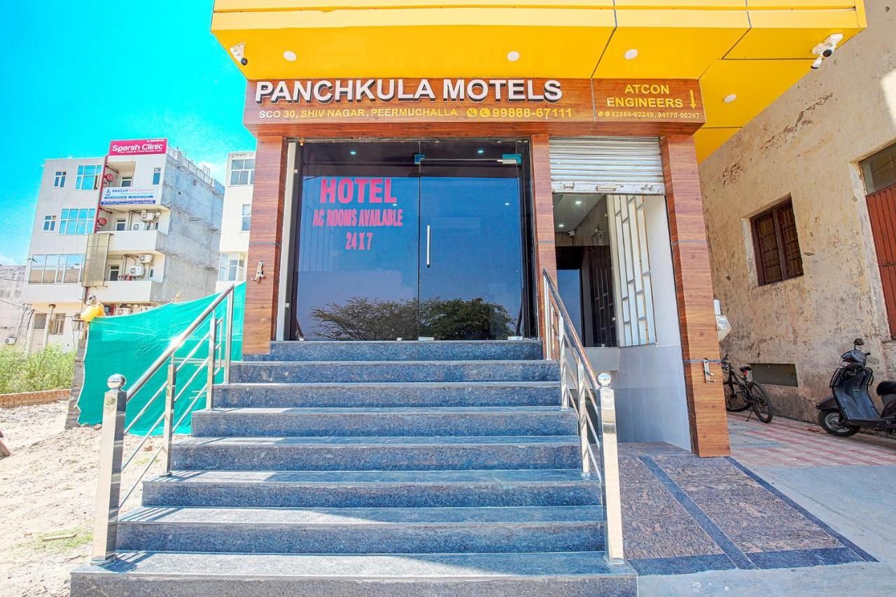 Via Panchkula Motels