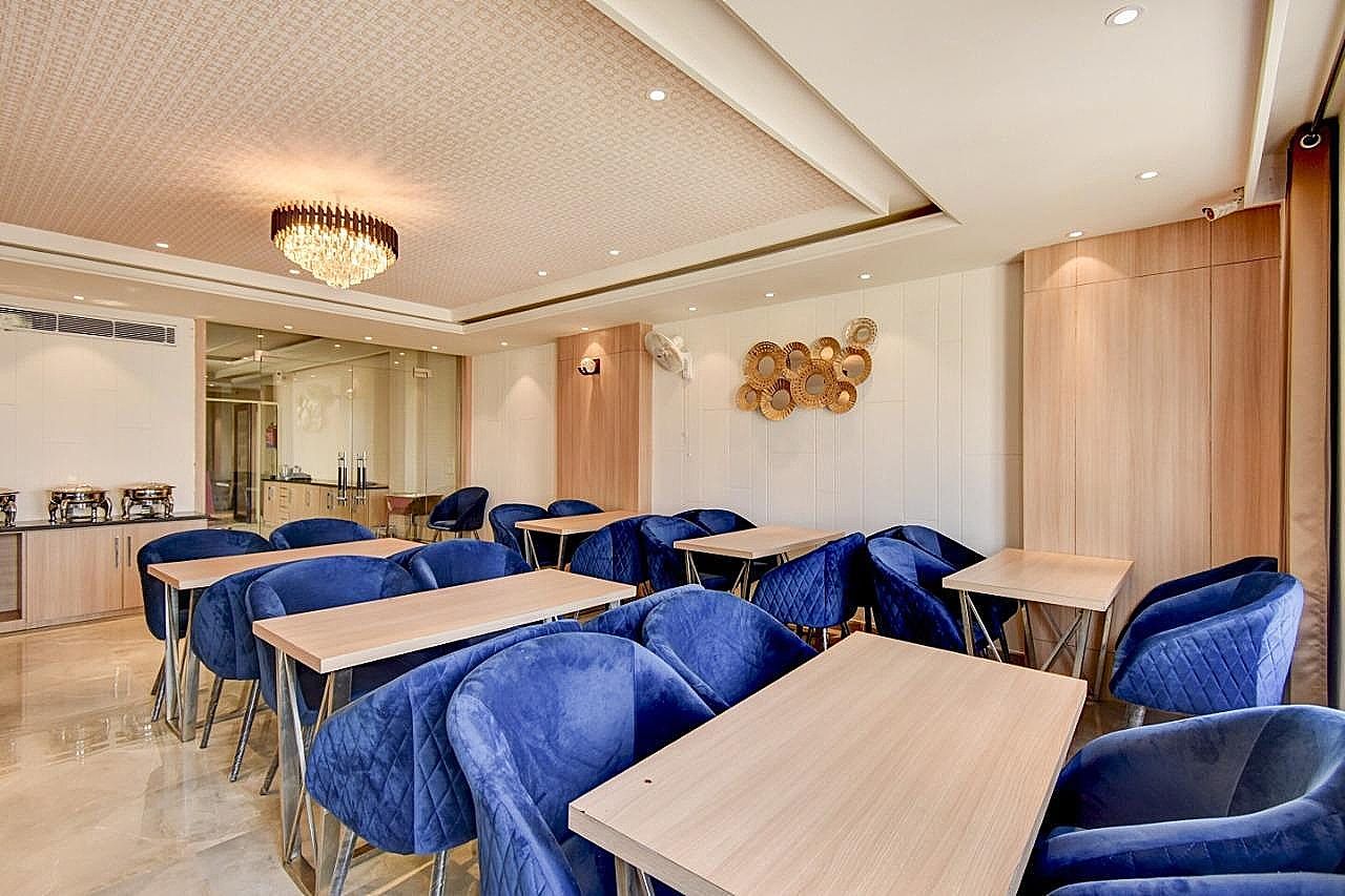 Restaurant (Private room)