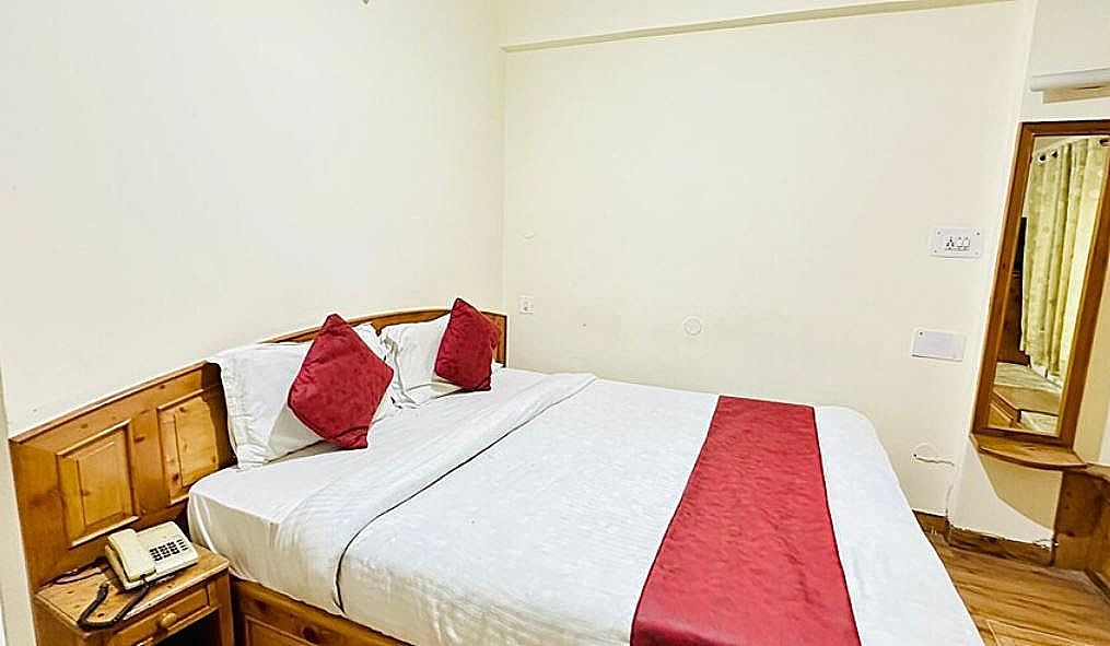 Rising Star Standard Room 3