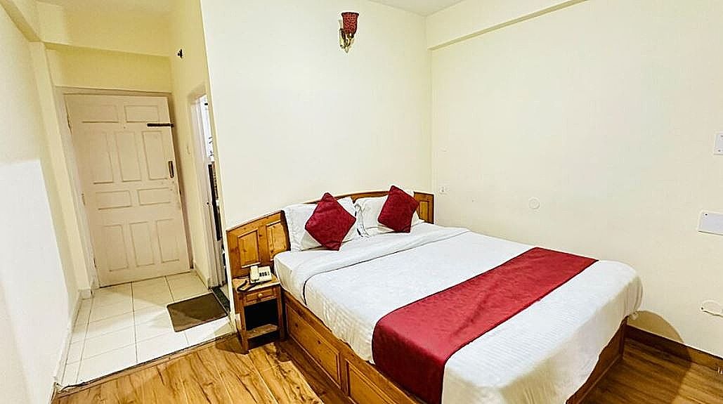 Rising Star Standard Room 5