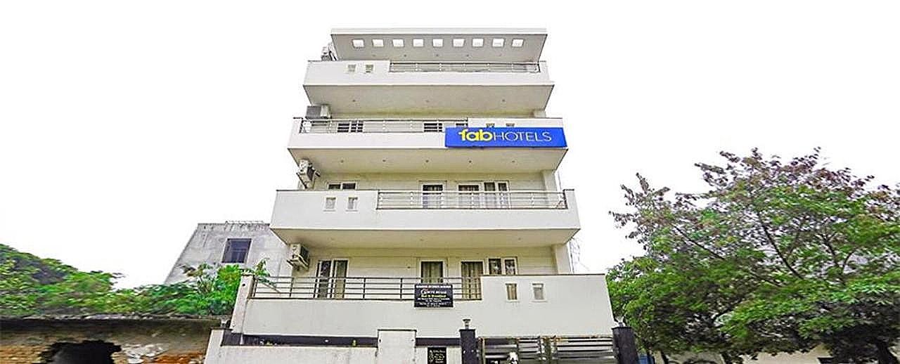 undefined FabHotel White House BNB 6