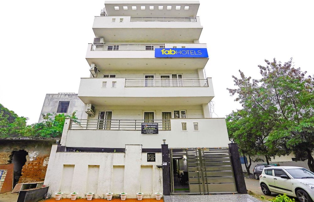undefined FabHotel White House BNB