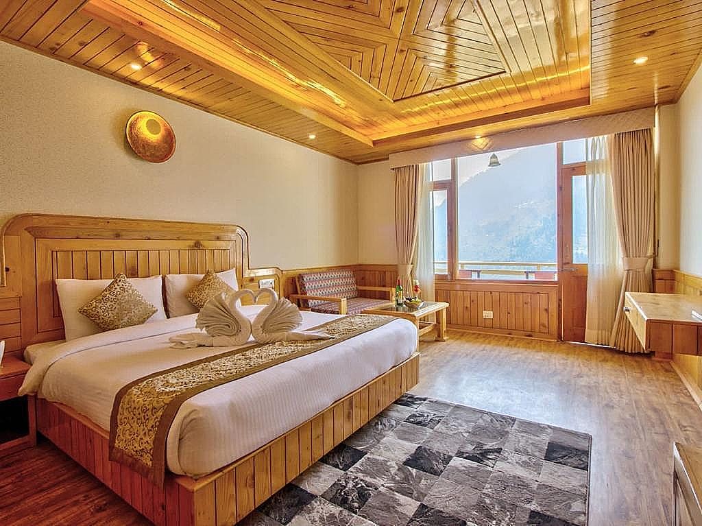 Premium Room ( Apple Orchards, Mountain view and Private Balcony)