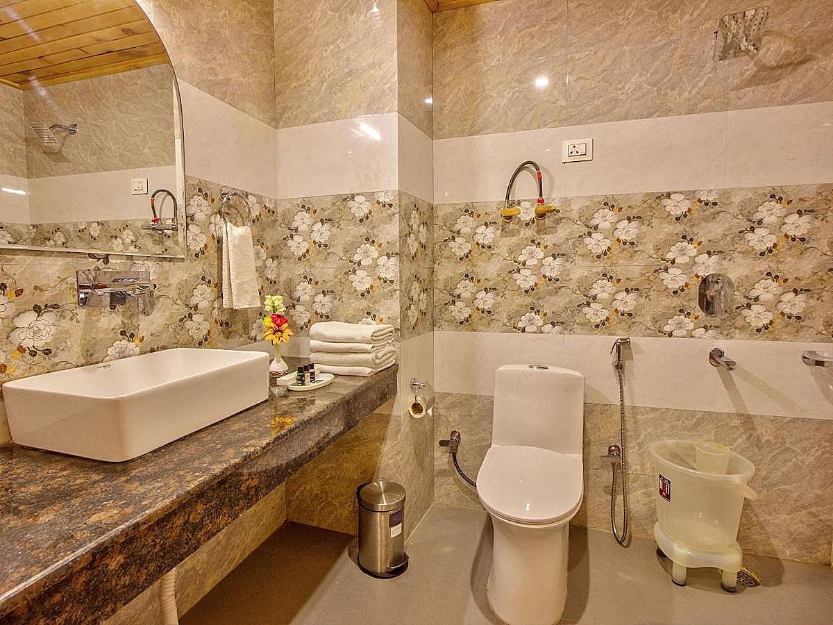 Simi Grand Boutique Hotel