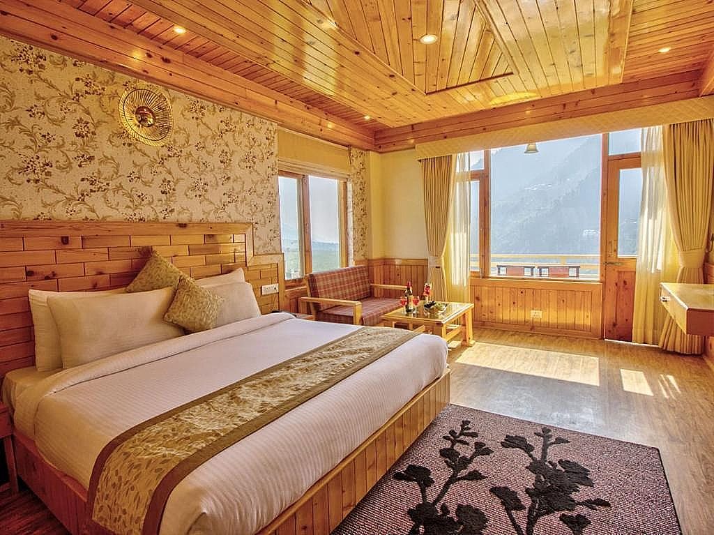 Simi Grand Boutique Hotel Premium Room ( Apple Orchards, Mountain view and Private Balcony) 4