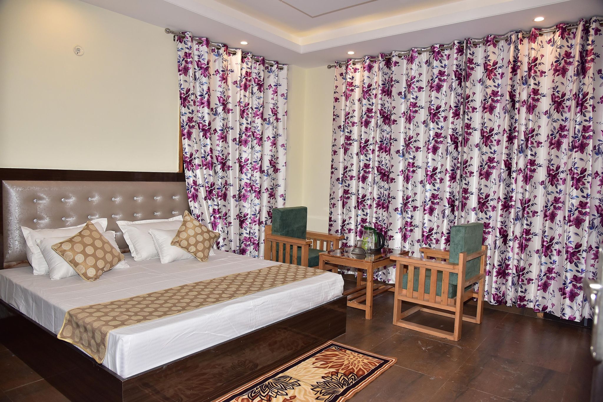 Royal Cedar Room