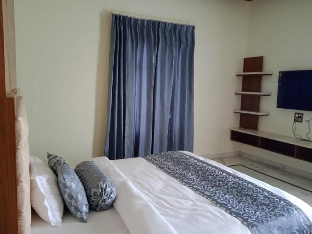 Matoshree Club & Resort Tea Garden View Deluxe 4