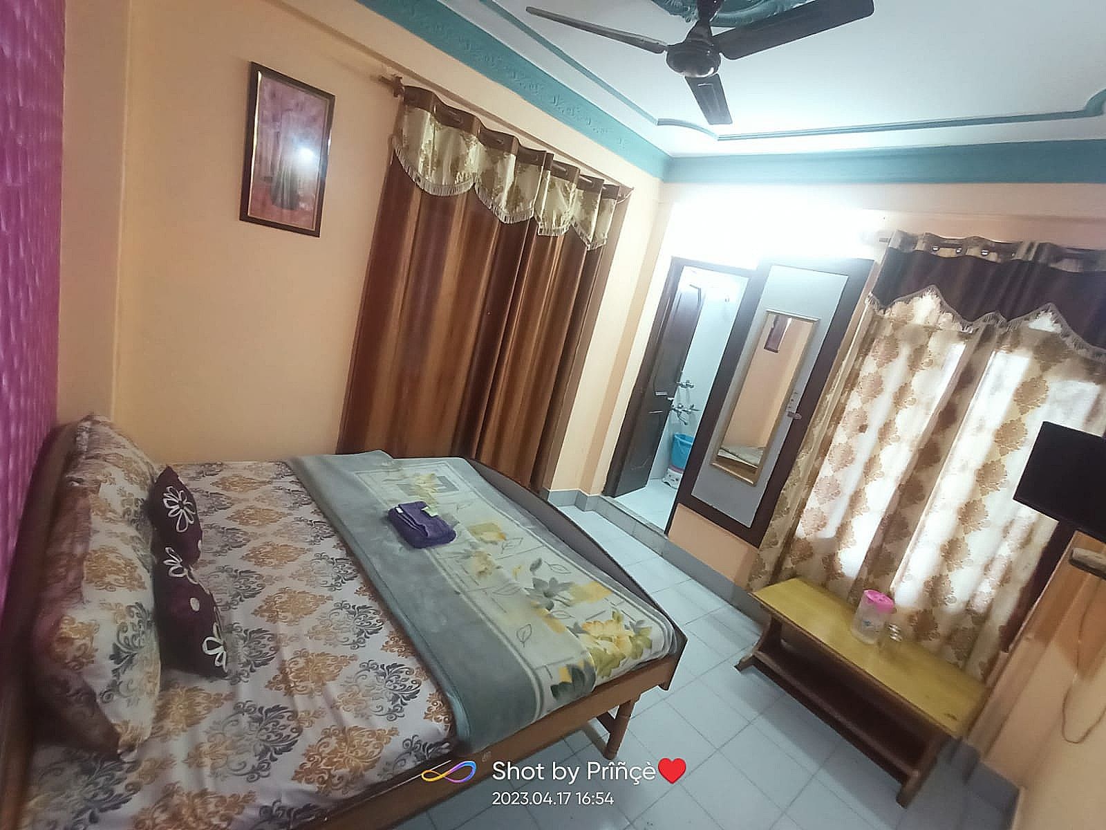 Pause Dwelling Standard Room 2