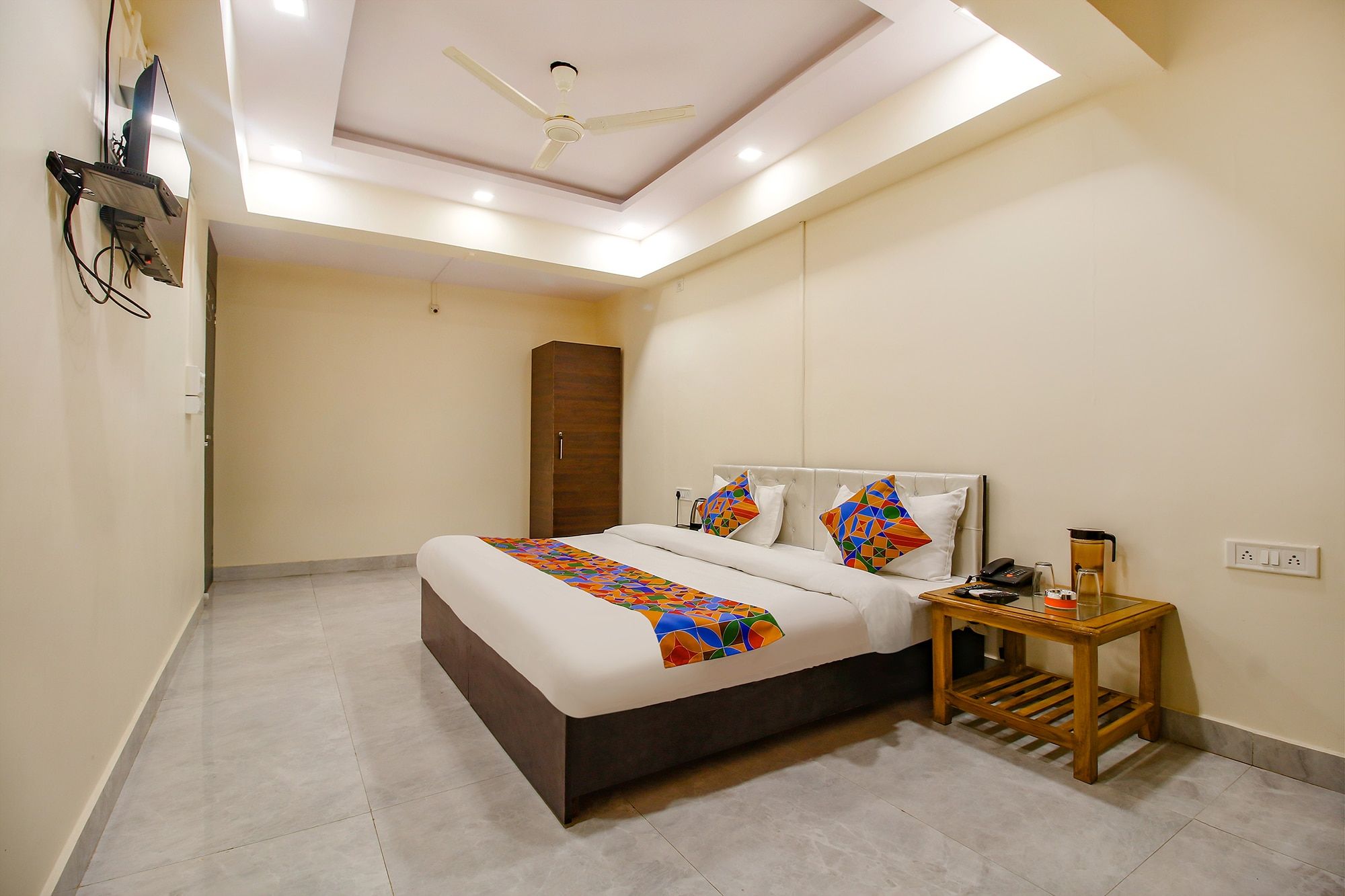 FabHotel Sanskar Deluxe Room 6