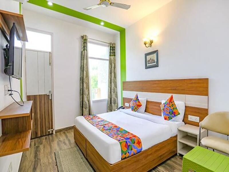 Deluxe Room with Balcony