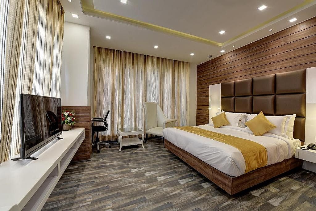 undefined Hotel Golden Tree 5