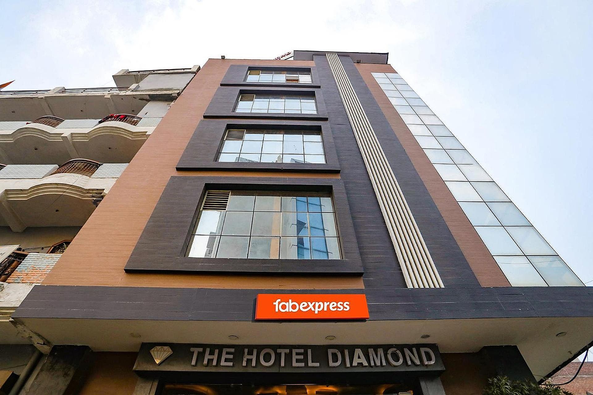 undefined Hotel Diamond 9