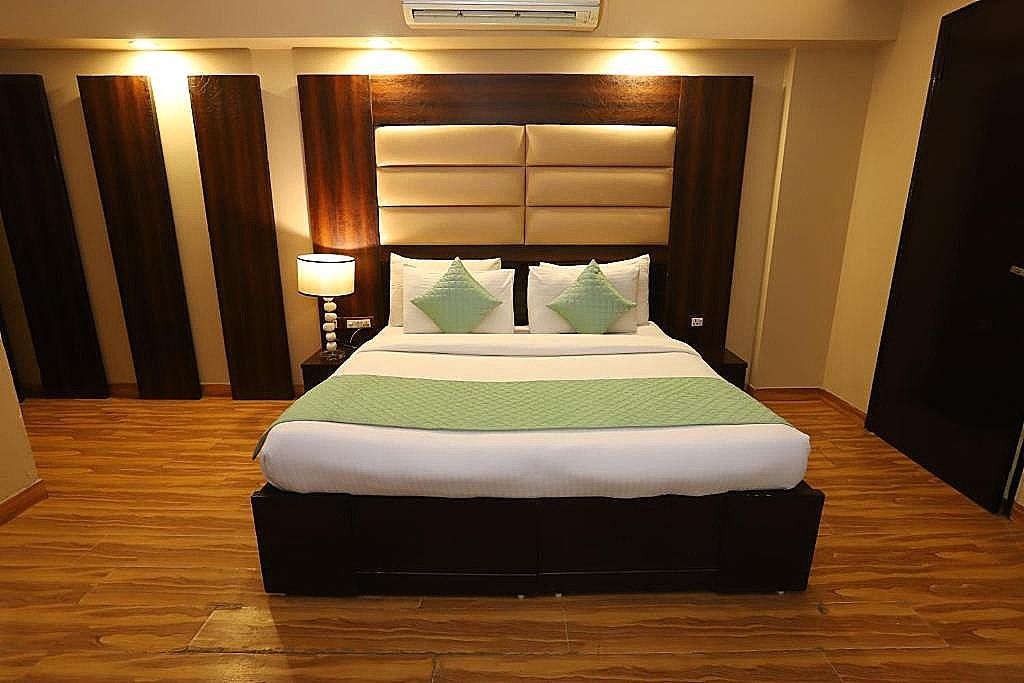 undefined Hotel Palm Grand @ Naraina New Delhi 5