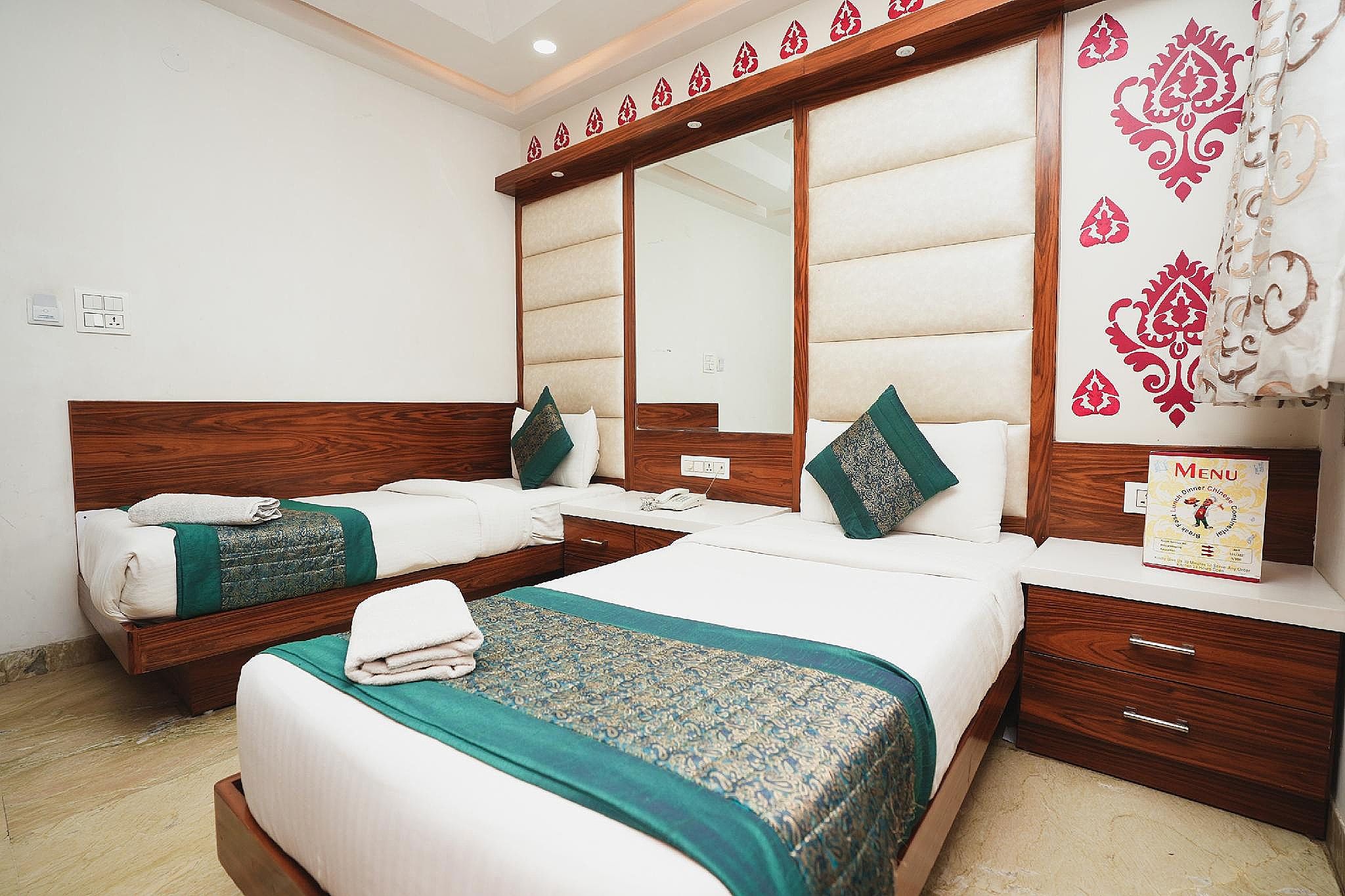 Deluxe Twin Room
