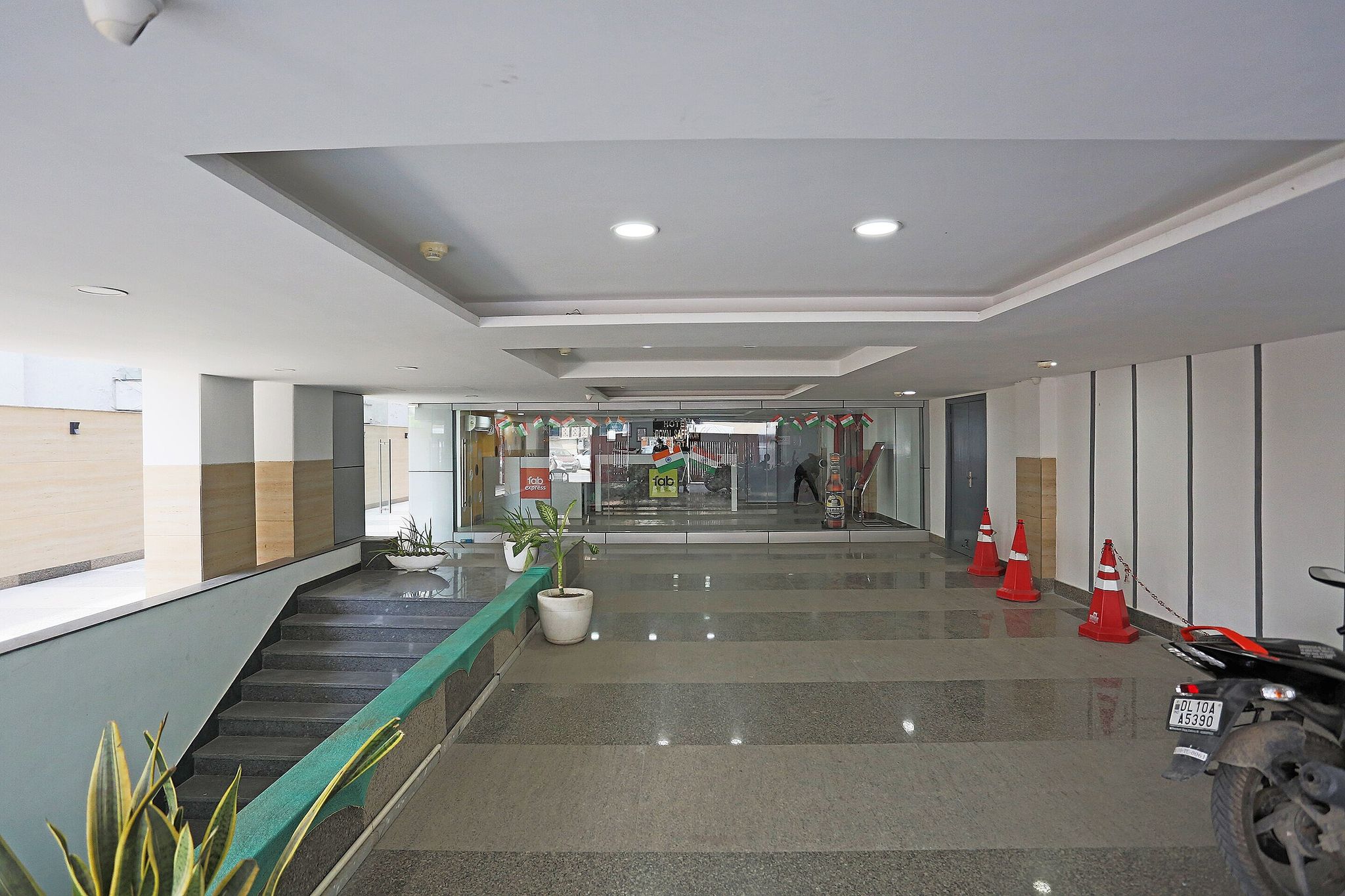 undefined Hotel Royal Saffron 5