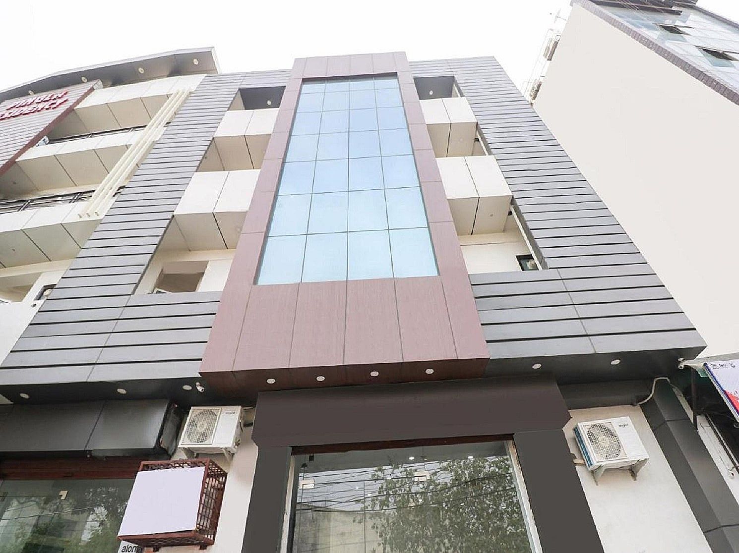 undefined Hotel Red Snapper  2
