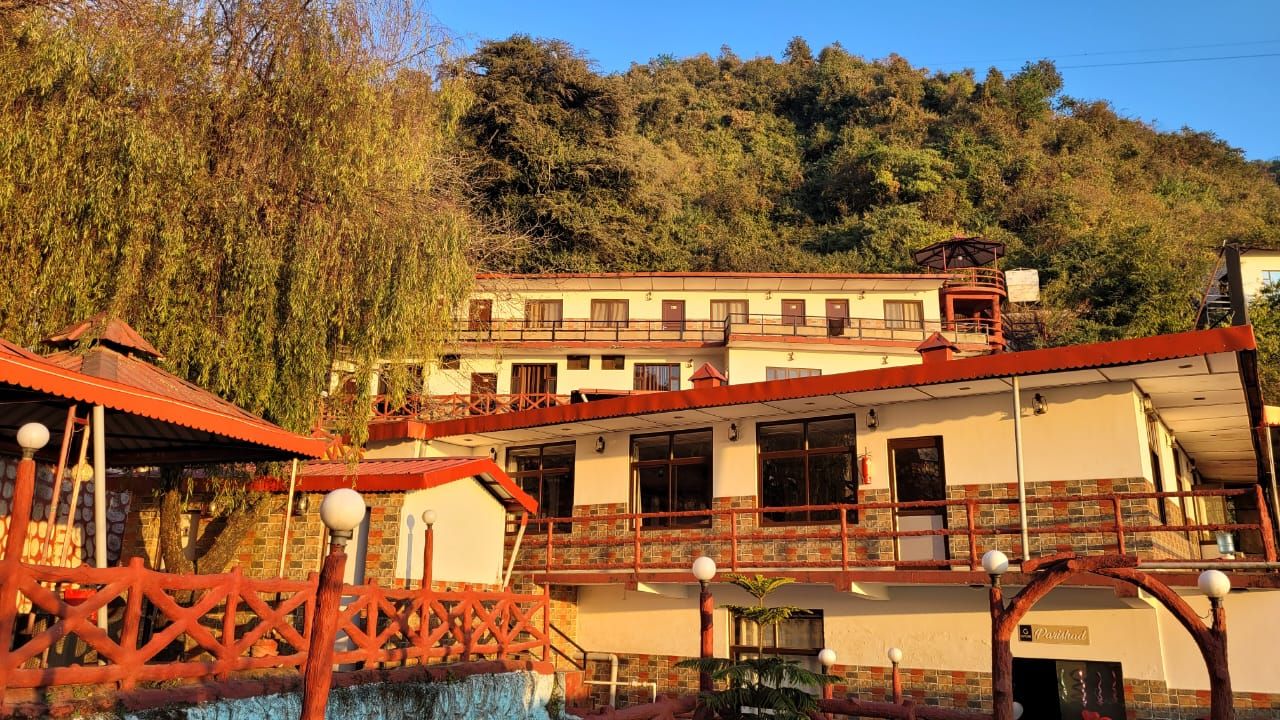 Hotel Exterior