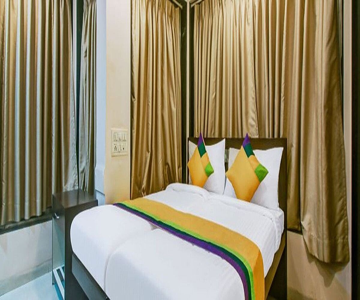 We Stay [Sanitized] Standard Double Room 9