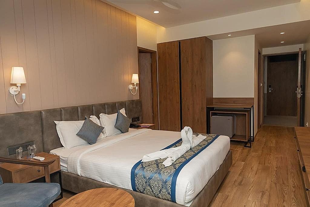 Deluxe Room ( Locals and Unmarried couples are not allowed)