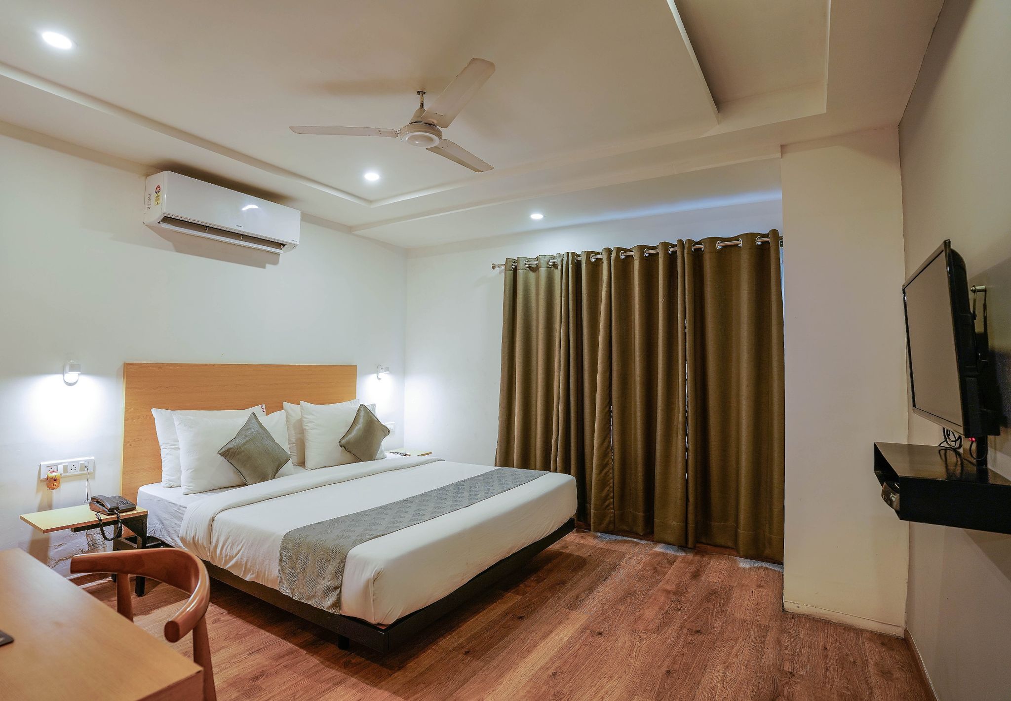 Hotel Konark Inn Deluxe 4