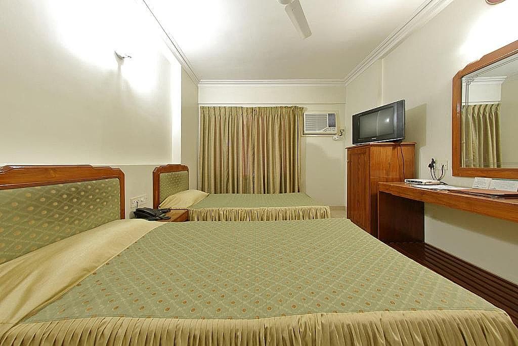 Hotel Apex Executive Room 5