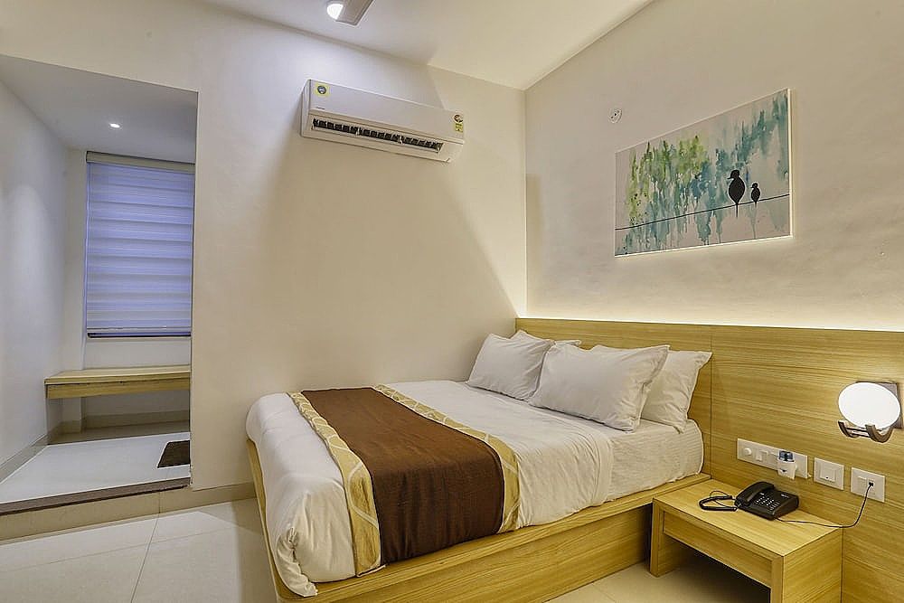 Hotel Aston Standard Room 9