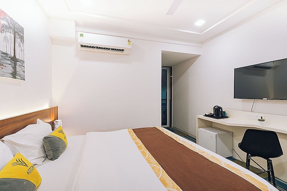 Hotel Aston Premium Room 11