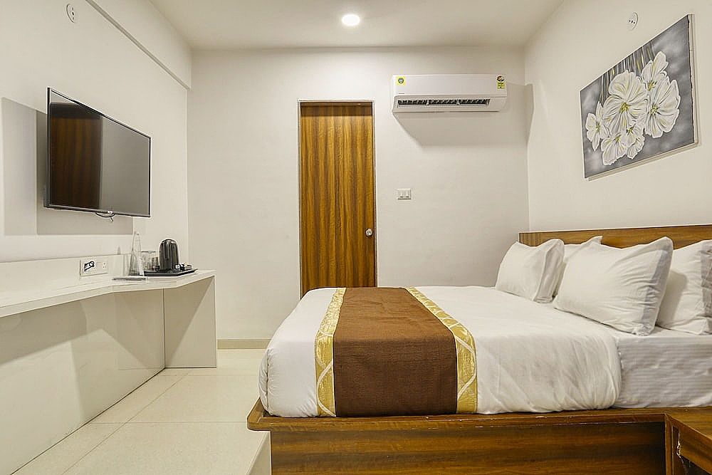 Hotel Aston Premium Room 3