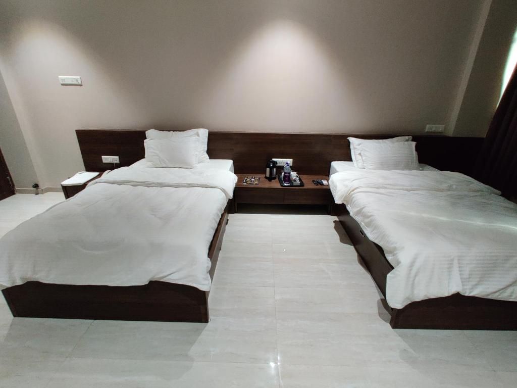 Hotel Runwal Tower Deluxe AC Room 2