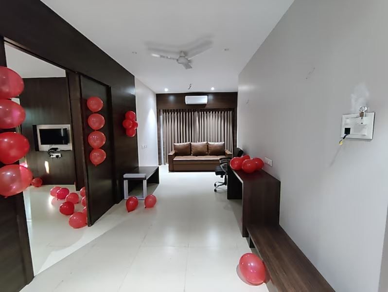 Hotel Runwal Tower Suite Room 5