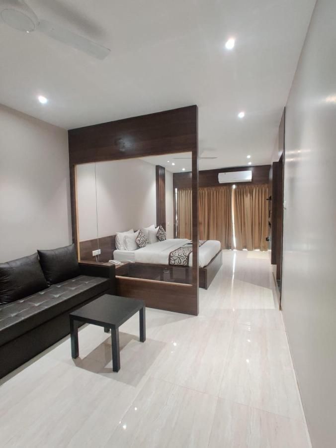 undefined Hotel Runwal Tower 5