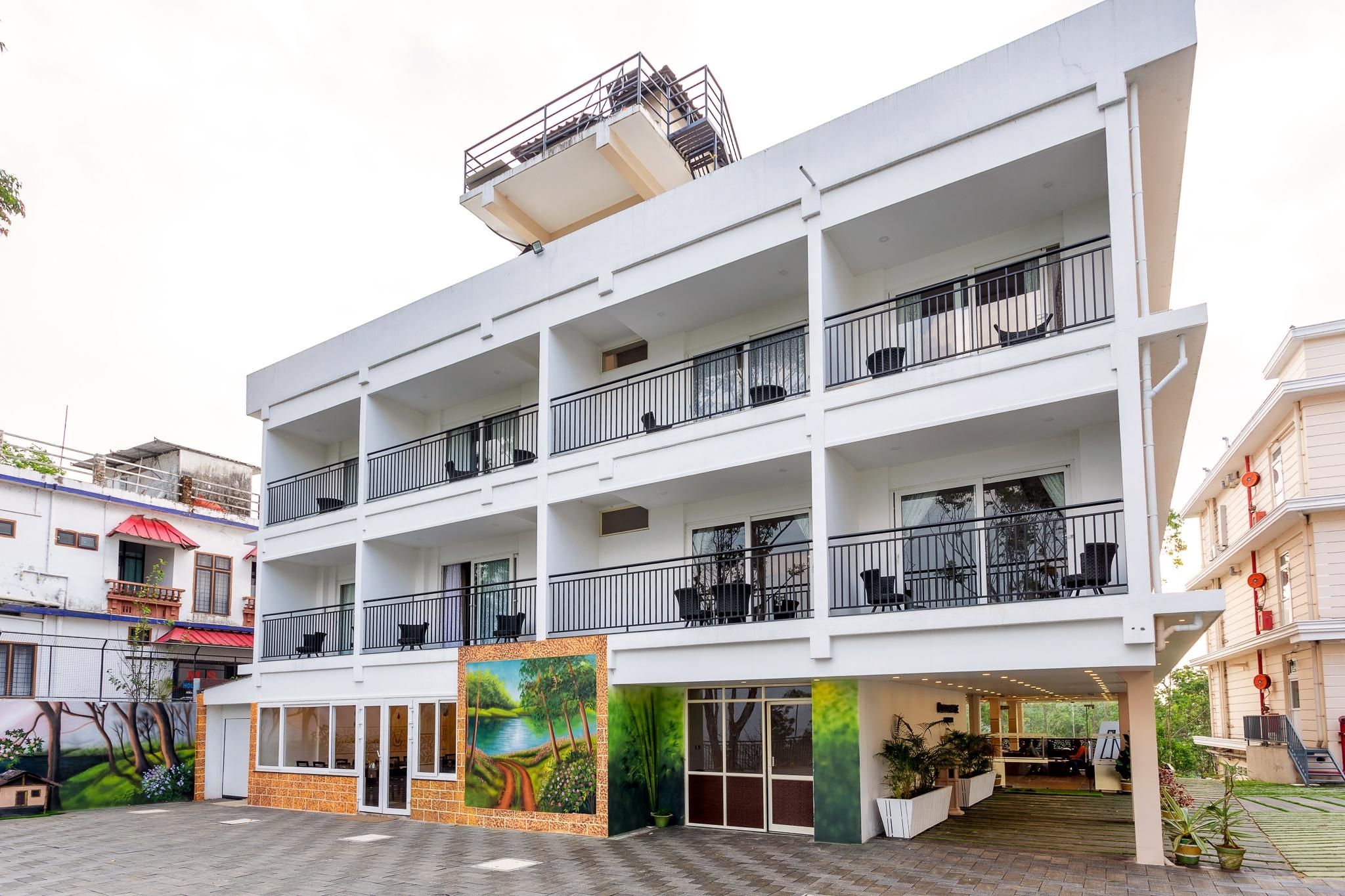 Hotel Exterior
