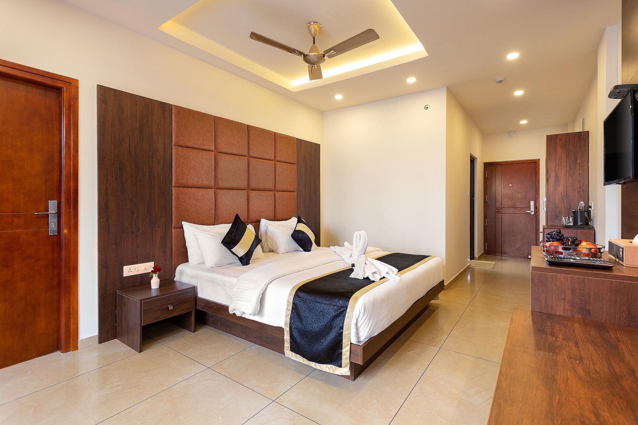 Deluxe Room AC