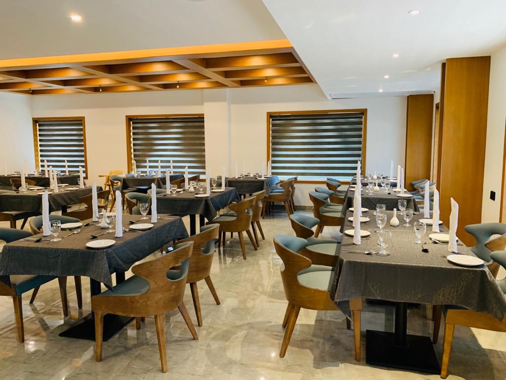 undefined Mothi Mahal 8