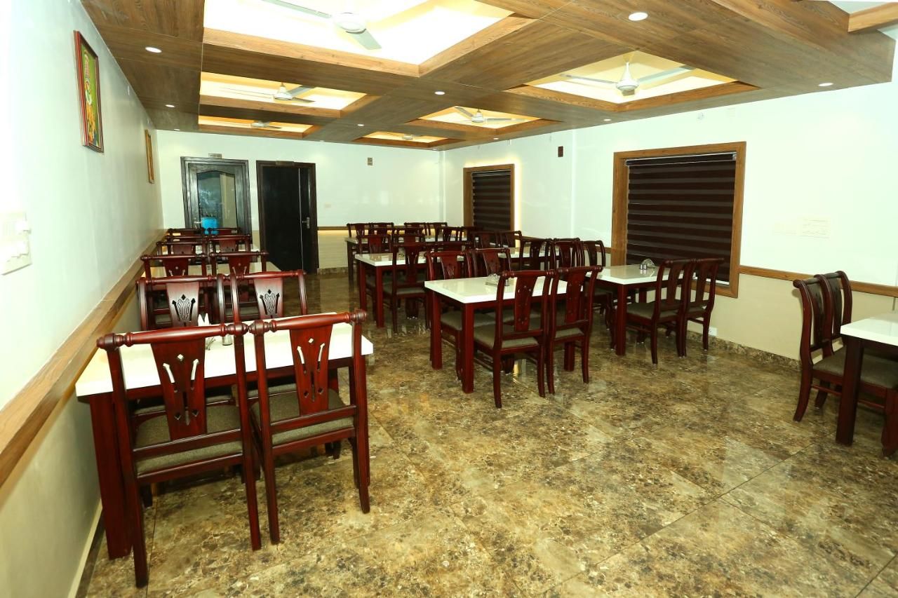 Cee Cee Grand Resort