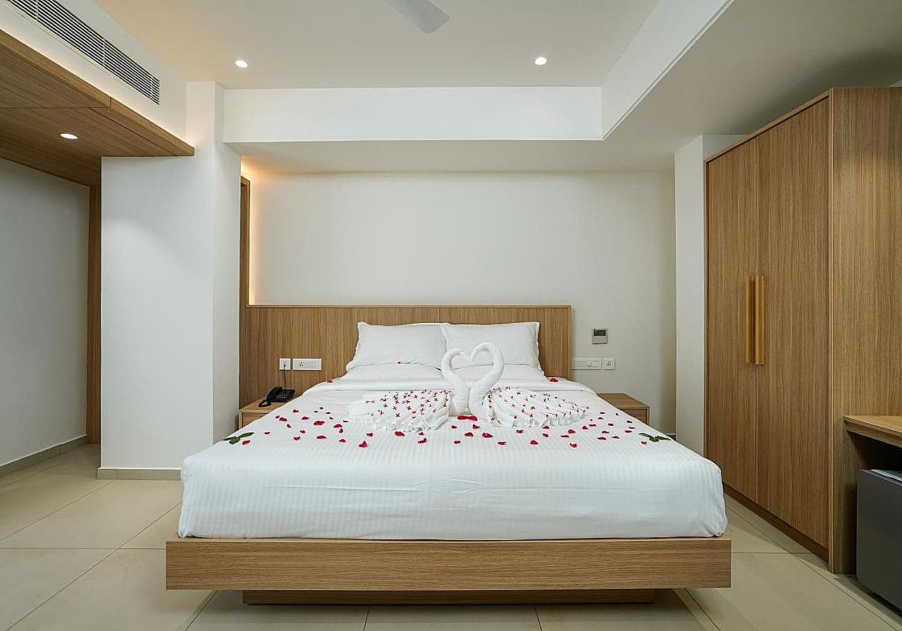 The Trios Hotel Deluxe Double or Twin Room 4