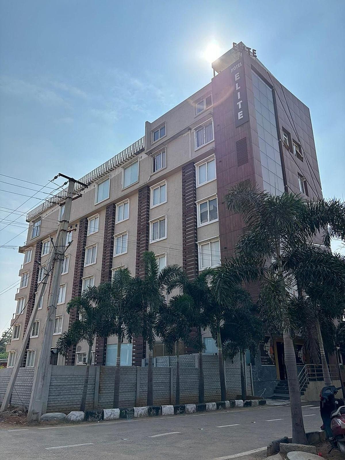 Hotel Elite By Signature Group