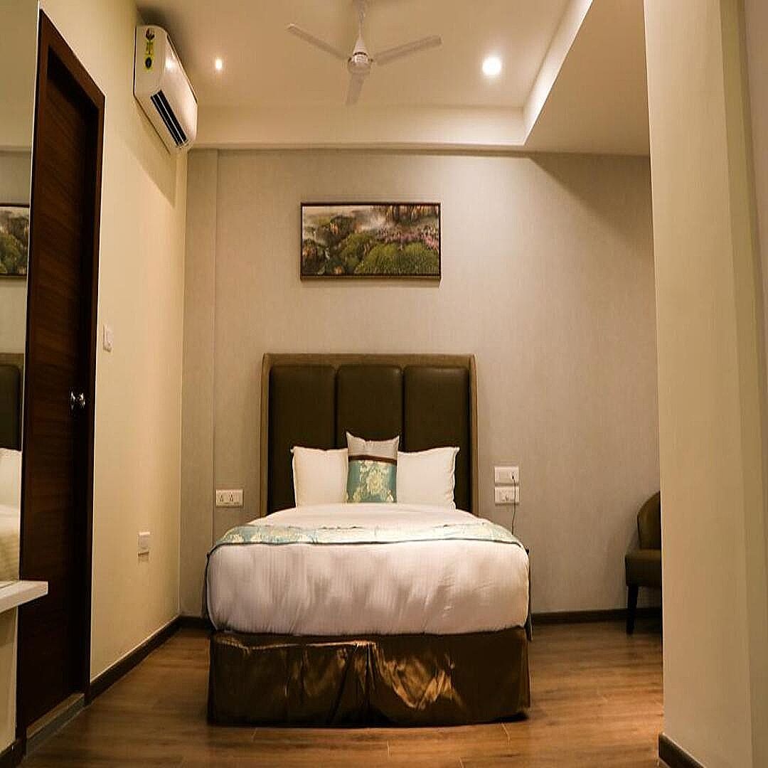 The Platinum Boutique Inn Executive Room 5