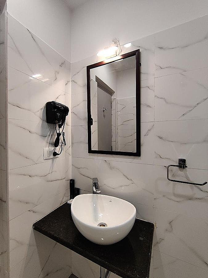 Park Iris - Bharathi Nagar Superior Luxury Twin Room 3