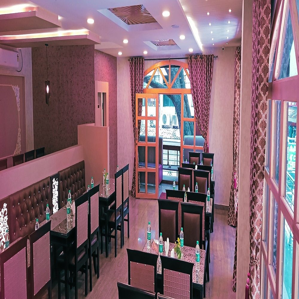 undefined SRS Elegance 4