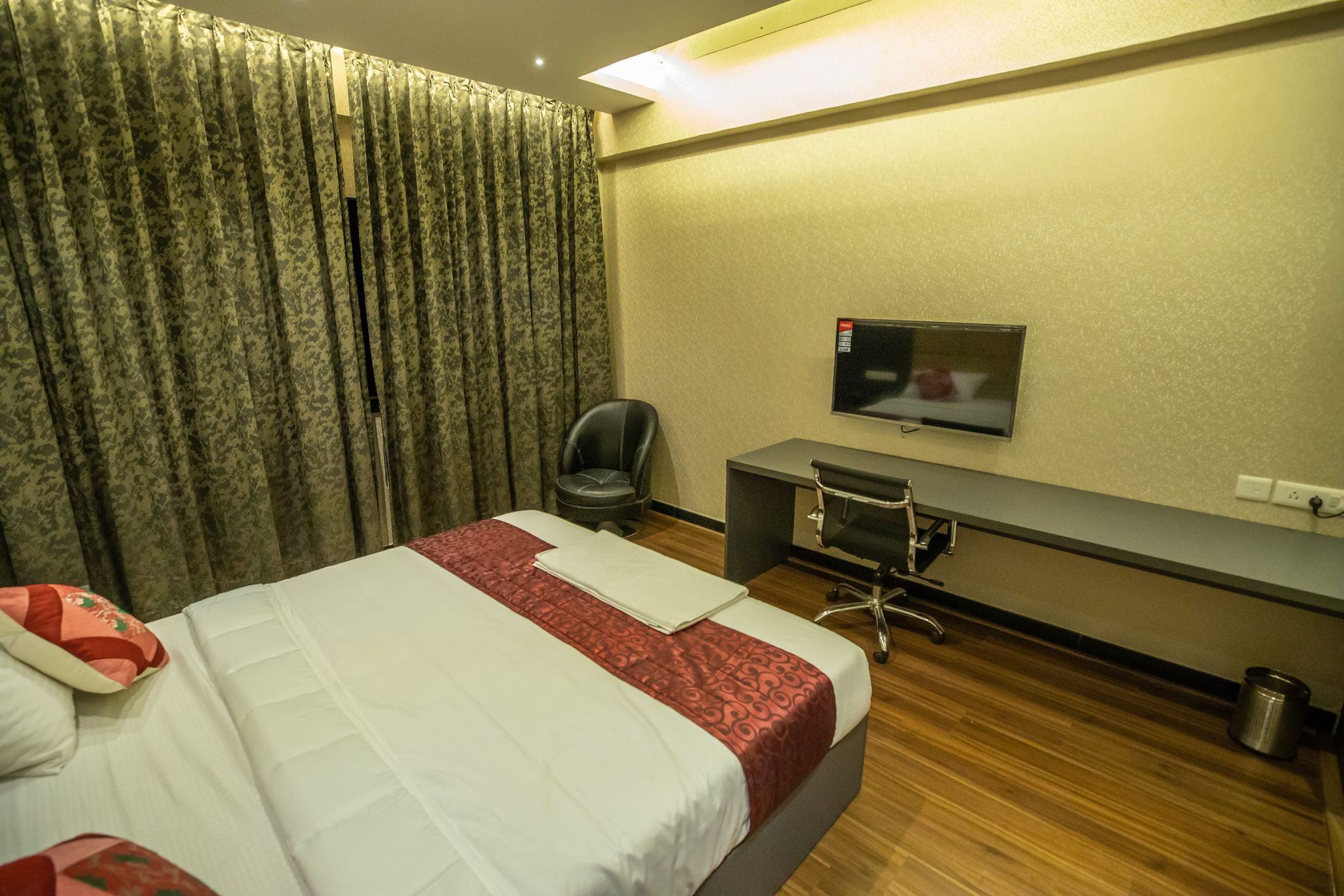 undefined Grand Seasons 10